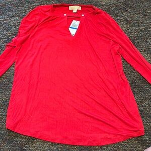Michael Kors bright red knit triangle keyhole v neck long sleeve top
